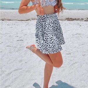 Black and White Patterned Skirt